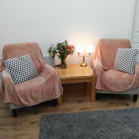 Elm Cottage Конг Екстериор снимка